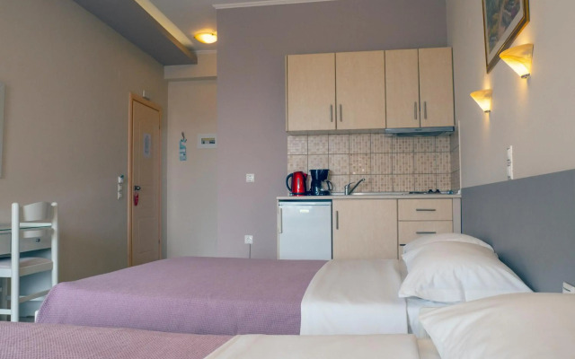 Hotel Loukas Vrachos
