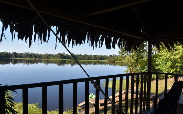 Yaku Amazon Lodge & Expeditions