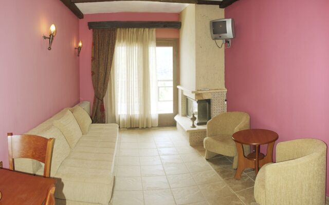 Hotel pool bar Tsigoura