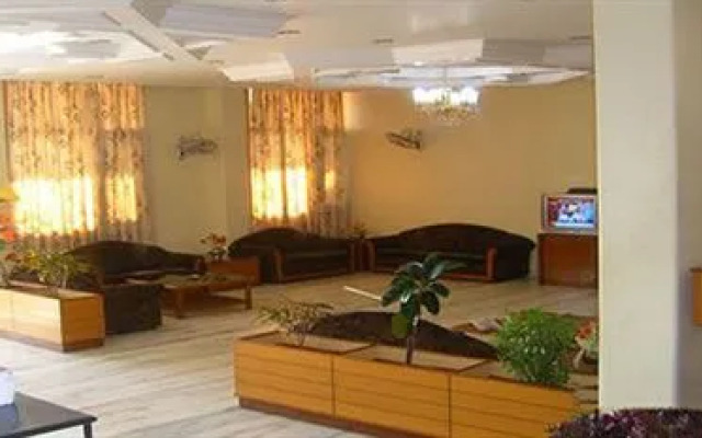 Hotel Varun