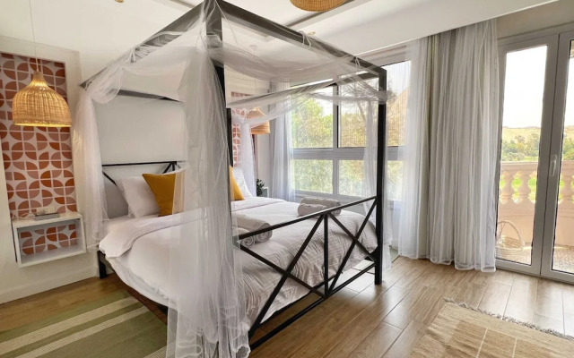Spellbinding 2 BDR Apt. At The Giza Pyramid's Doorstep