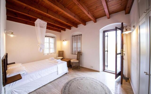 Peaceful Villa With Pool and Garden in Bodrum