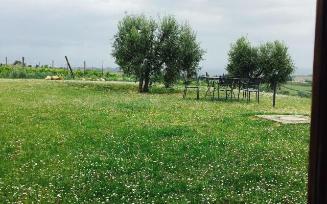 Apartment With one Bedroom in San Gimignano, With Pool Access, Furnish