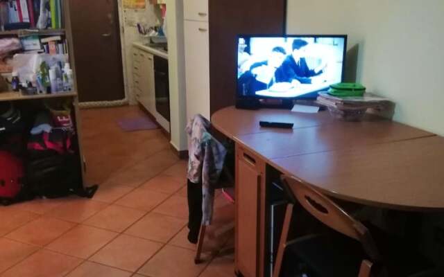 Apartment With one Bedroom in Melzo