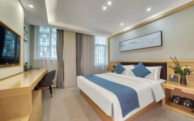 Lanhao Hotel (Xiasha Outlets Station, Hailing)