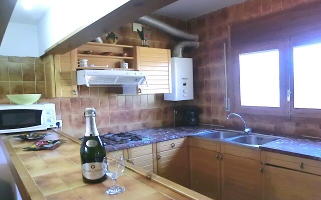 104658 - Villa in Lloret de Mar