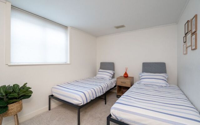 Linden Hills Retreat