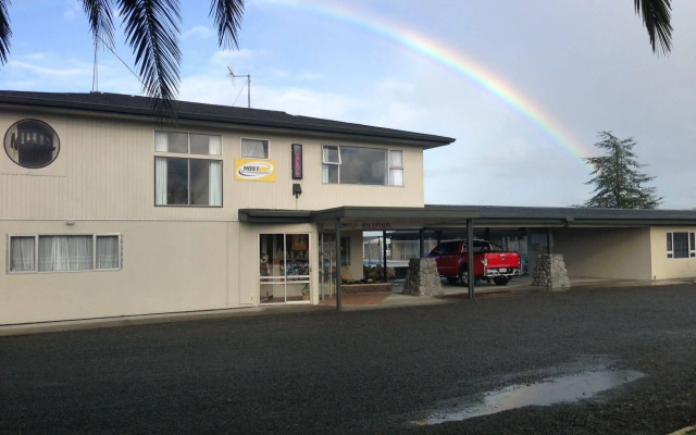 Thornton Lodge Motel