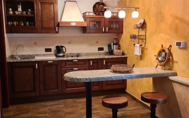 Viktorov Comfortable 2-bed Apartment