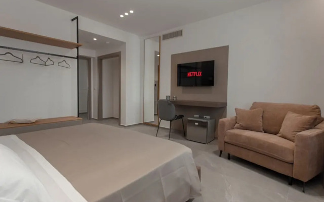 Alexander House Hotel