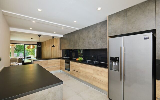 Hedera Estate, Villa Hedera