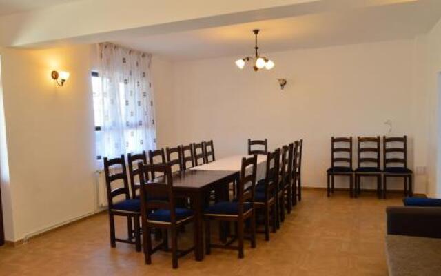 Casa Vanatorilor