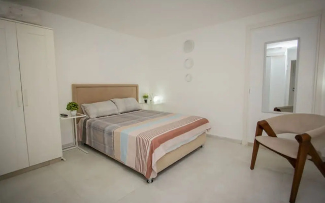 Butik Hostel TLV