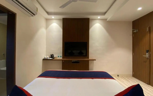 Zip By Spree Hotels Shirdi