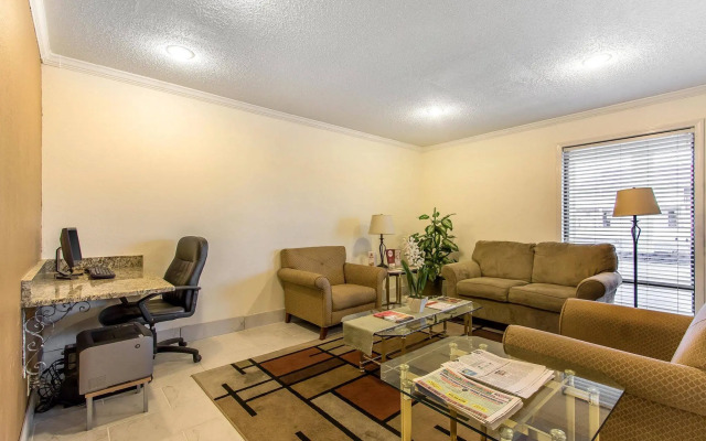 Quality Inn Cleveland North