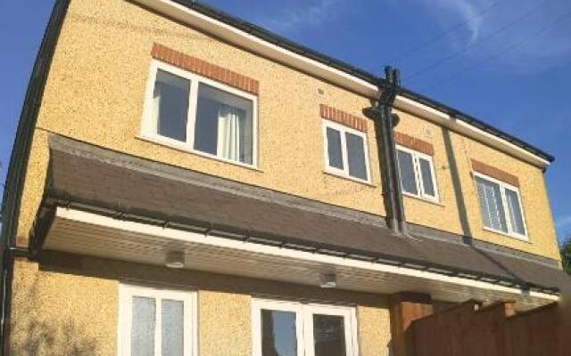 No2 Glan Nodwydd