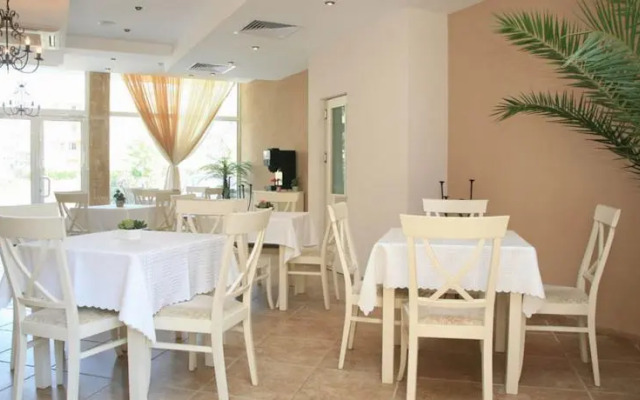 GT Dawn Park Apartments