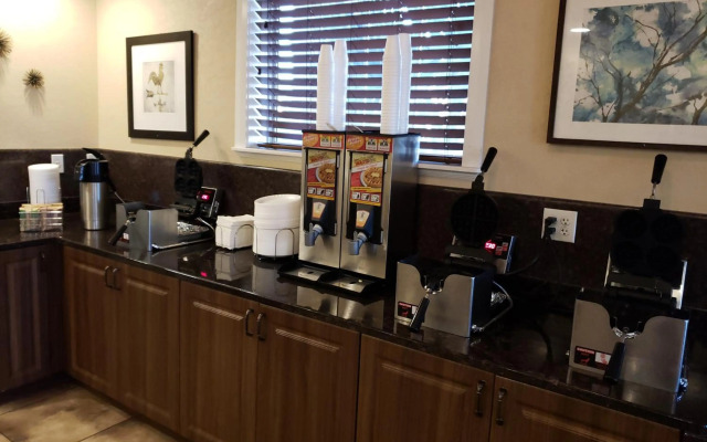 St. George Inn & Suites