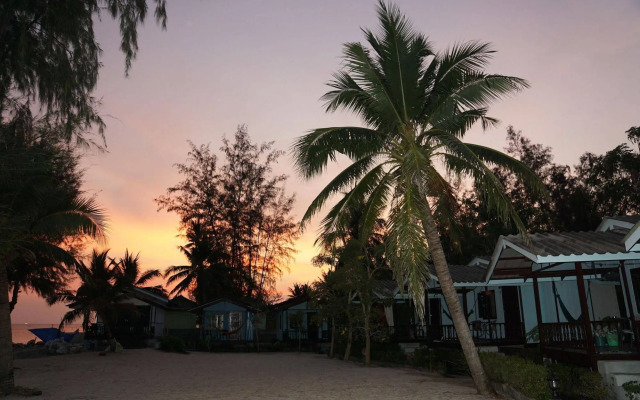 Laemson Resort