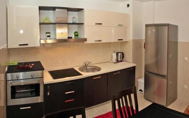 Apartment Central City