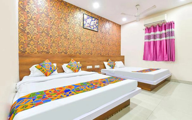 Hotel Raghumani Palace