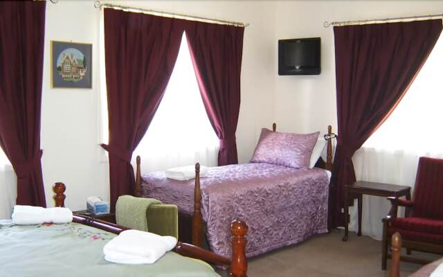 Gloucester on Avon Bed & Breakfast