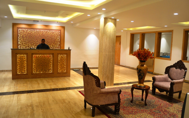 Hotel Royal Savoy Kashmir