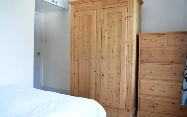 Cosy 1 Bedroom Flat in Quiet Area