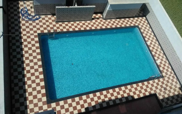 Corbett Castle Resort