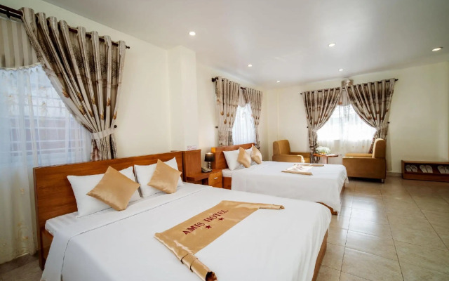 Amis Hotel