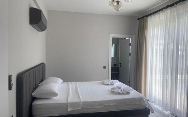 Super Delux 6-bed Villa Brave