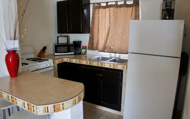 Bahia 176 3 BR by Casago