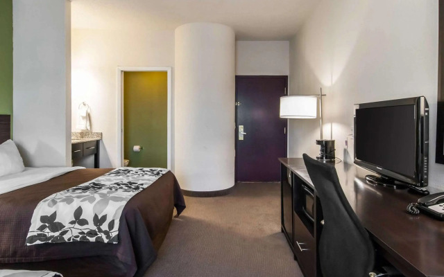 Sleep Inn & Suites