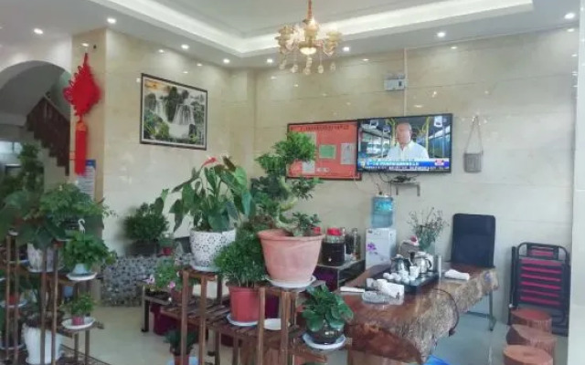 Fuxian Lake Sea Chao Inn (Gushan Scenic Area)