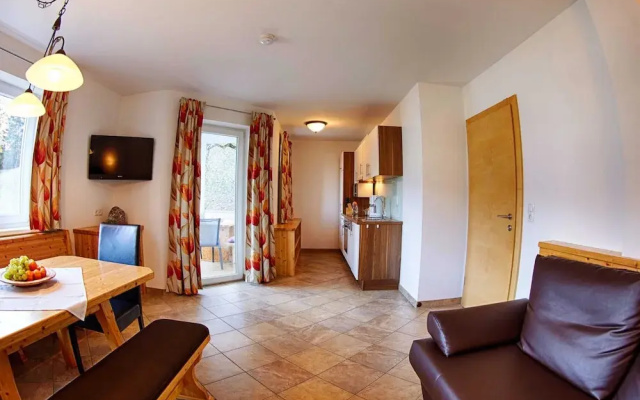 Luxurious Apartment in Fugen Near Forest