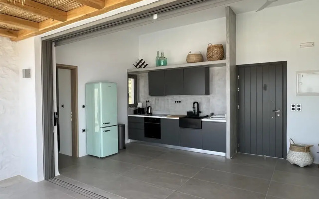 Oskelos - Sea View Villa With Private Pool