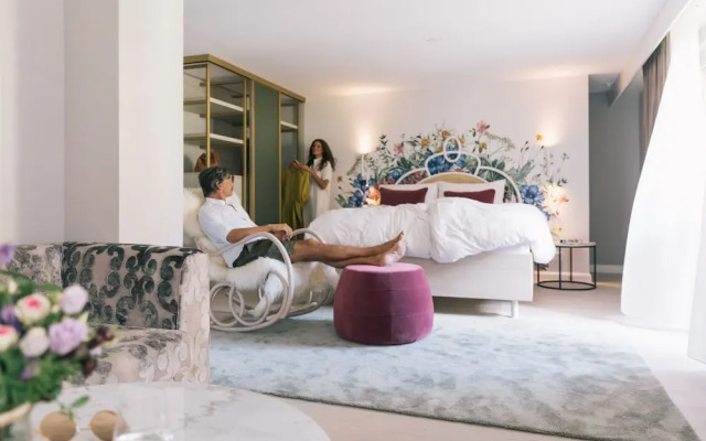 Wellnesshotel ...liebes Rot-Flüh