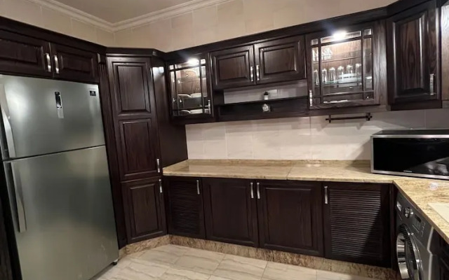 3 Bedroom Apartment Of 200 Square M With Terrace