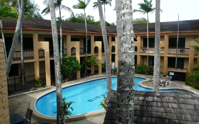 Oasis Inn Cairns
