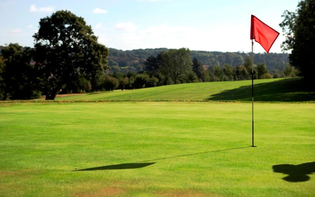 Shendish Manor Hotel & Golf Course
