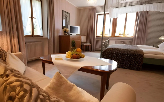 Burg-Hotel Relais du Silence