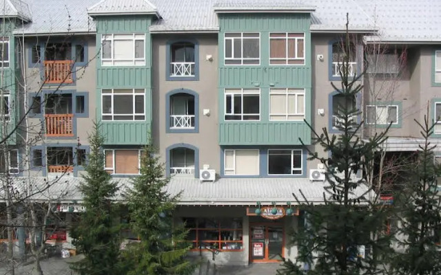 Town Plaza Suites - 2 Bedroom