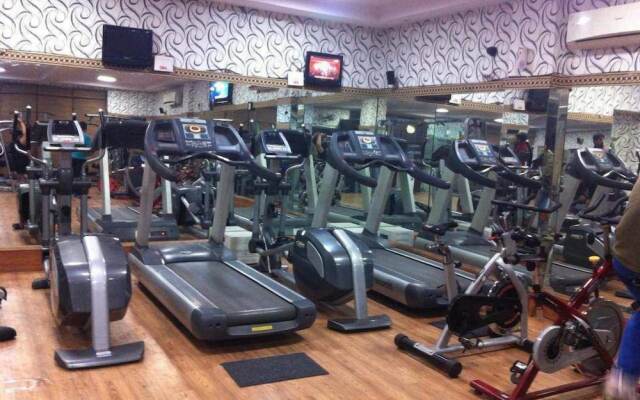 Hotel Aerocity Golden