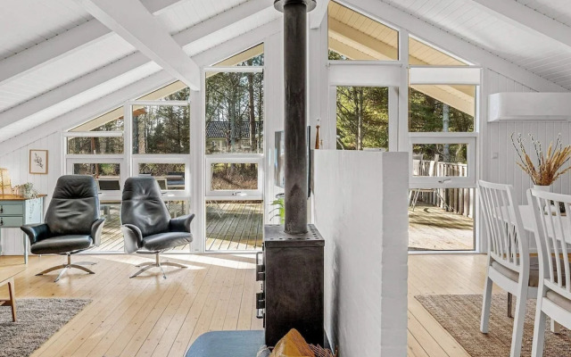 6 Person Holiday Home in Albaek