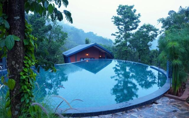 Vyna Hillock Resort