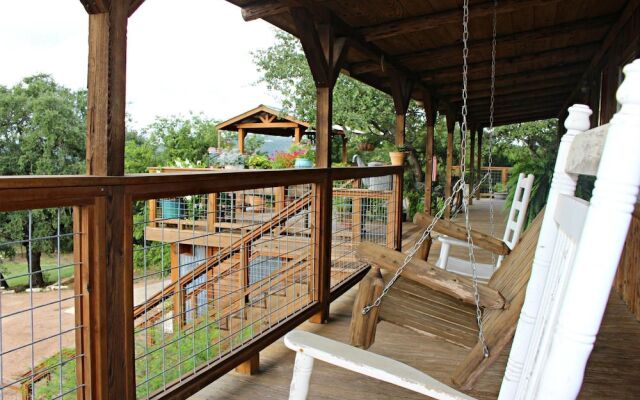 Coolview Cabin by RedAwning