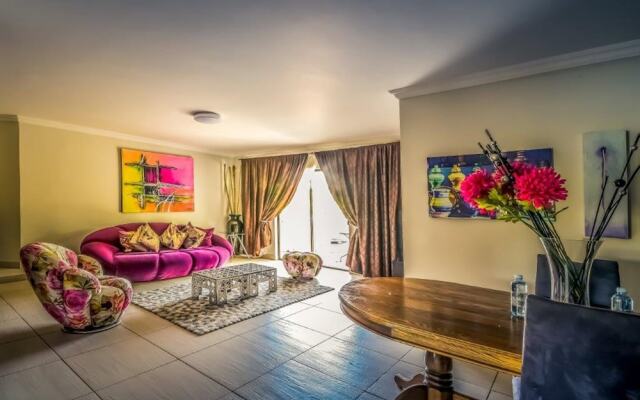 ANEW Hotel & Convention Centre OR Tambo