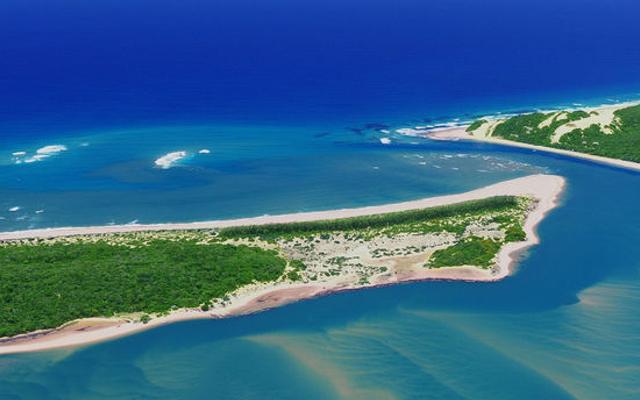 Machangulo Beach Lodge