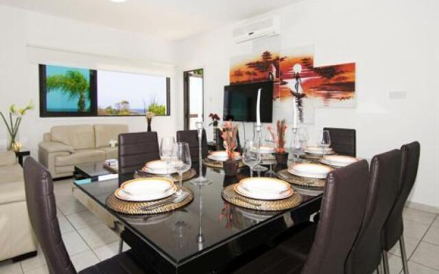Holiday home 4 bedrooms 3 bathrooms - Protaras