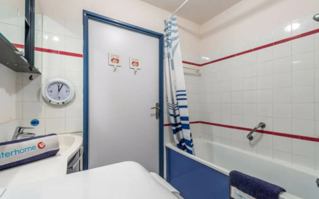 Les Deux voiles 20004